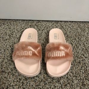Pink Fenty Puma Fur Slides (not true to size)